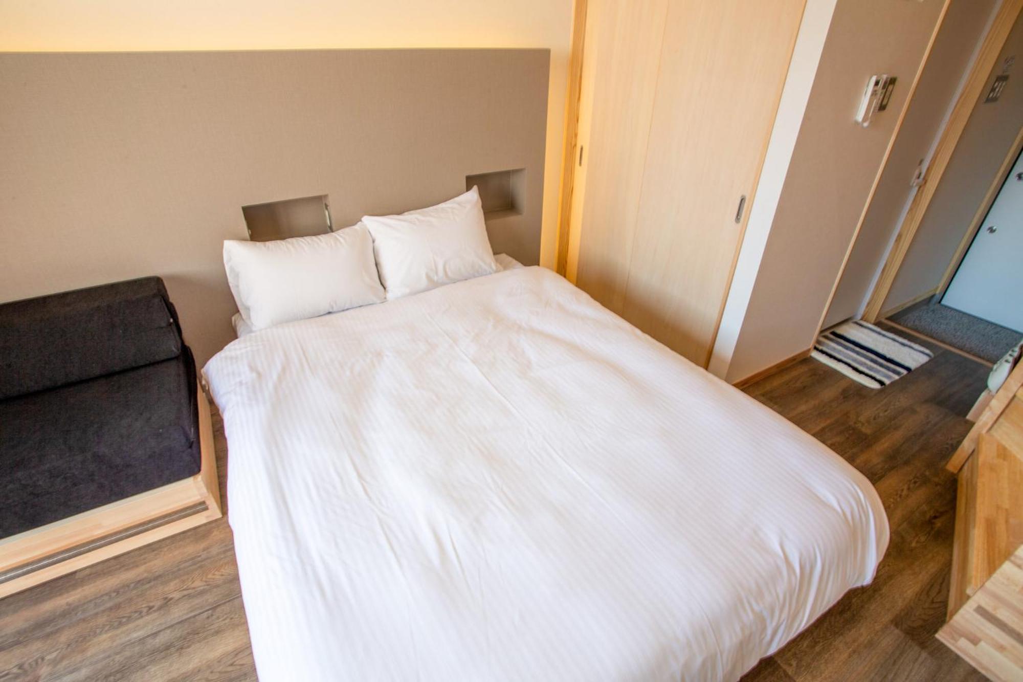 B&B Mikawa 5 - Villas With Bbq Terrace Kanazawa Room photo